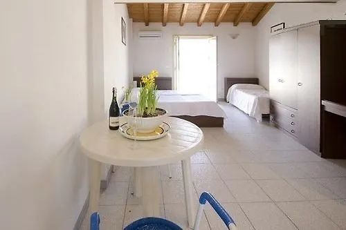 Come In Sicily - Naxos Bay 지아르디니낙소스