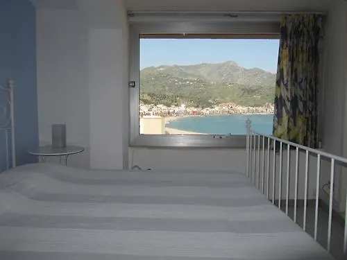 Come In Sicily - Naxos Bay 지아르디니낙소스